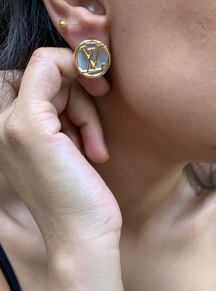 gold louis vuitton earrings studs